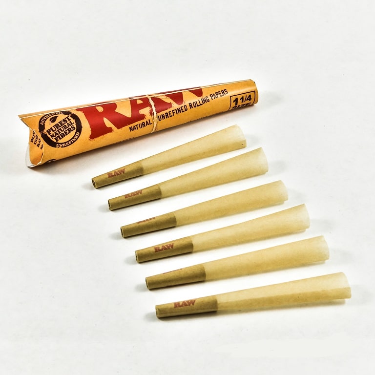 RAW Classic Pre-Roll Cone 1 1/4 6PK